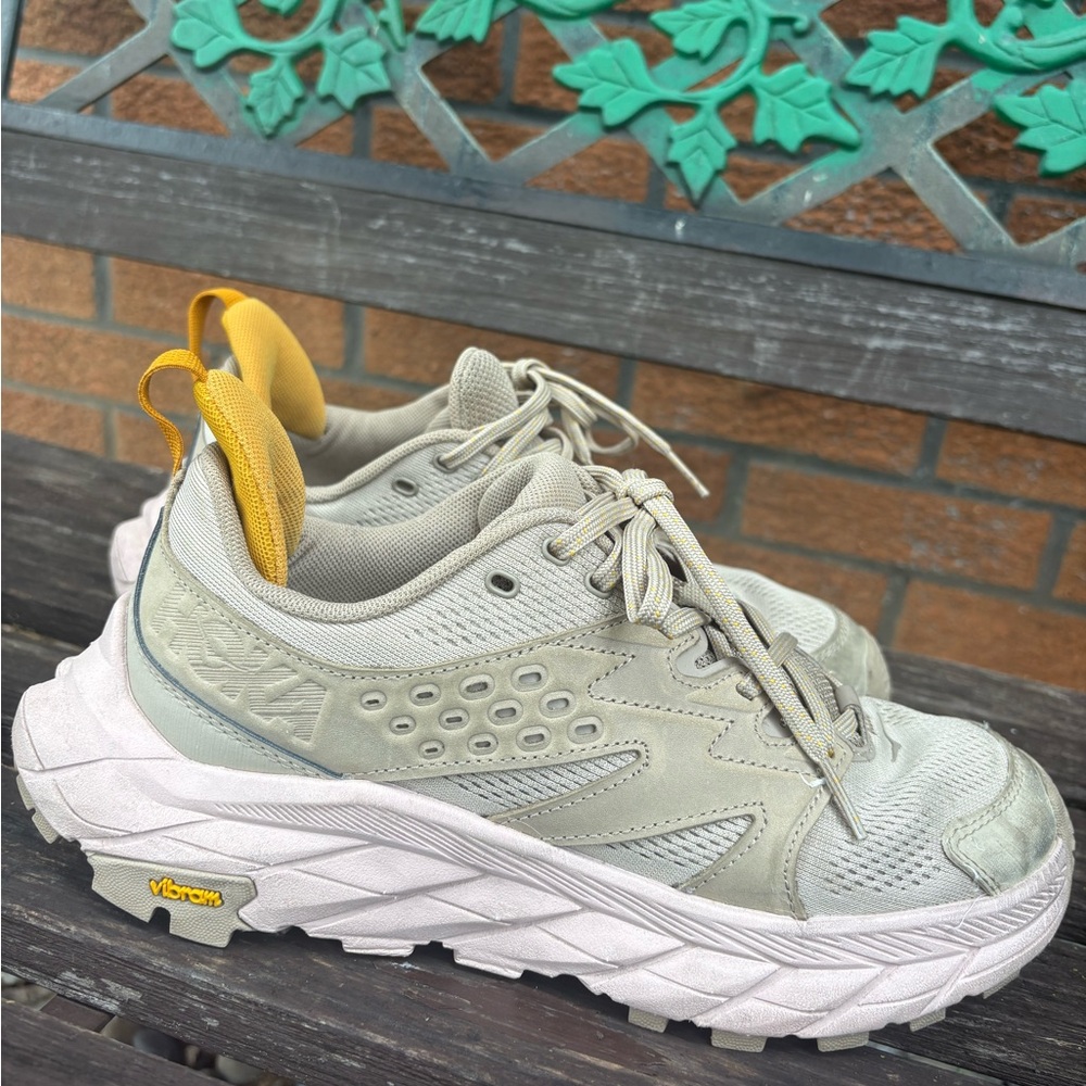 HOKA Women’s Anacapa Breeze Sneaker